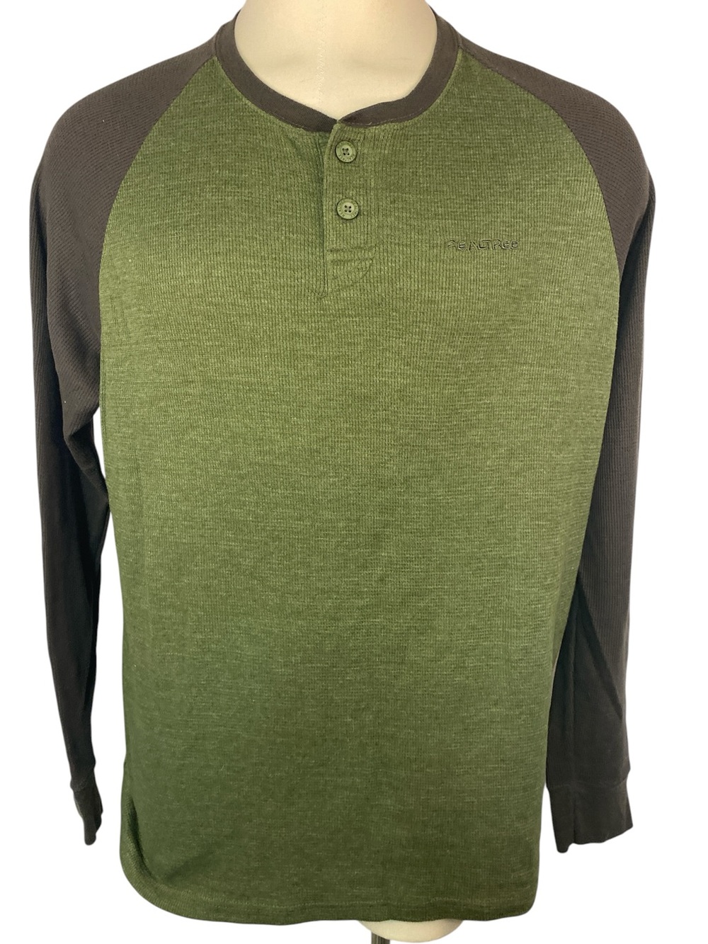 Realtree Green and Dark Brown Long-Sleeve Thermal Henley Men’s 2XL